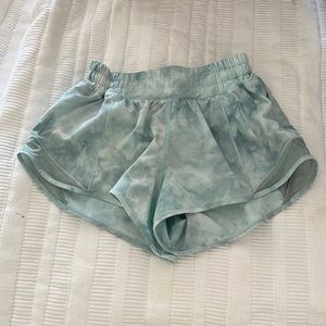 Lululemon low-rise Hotty hot shorts. Worn one time perfect condition